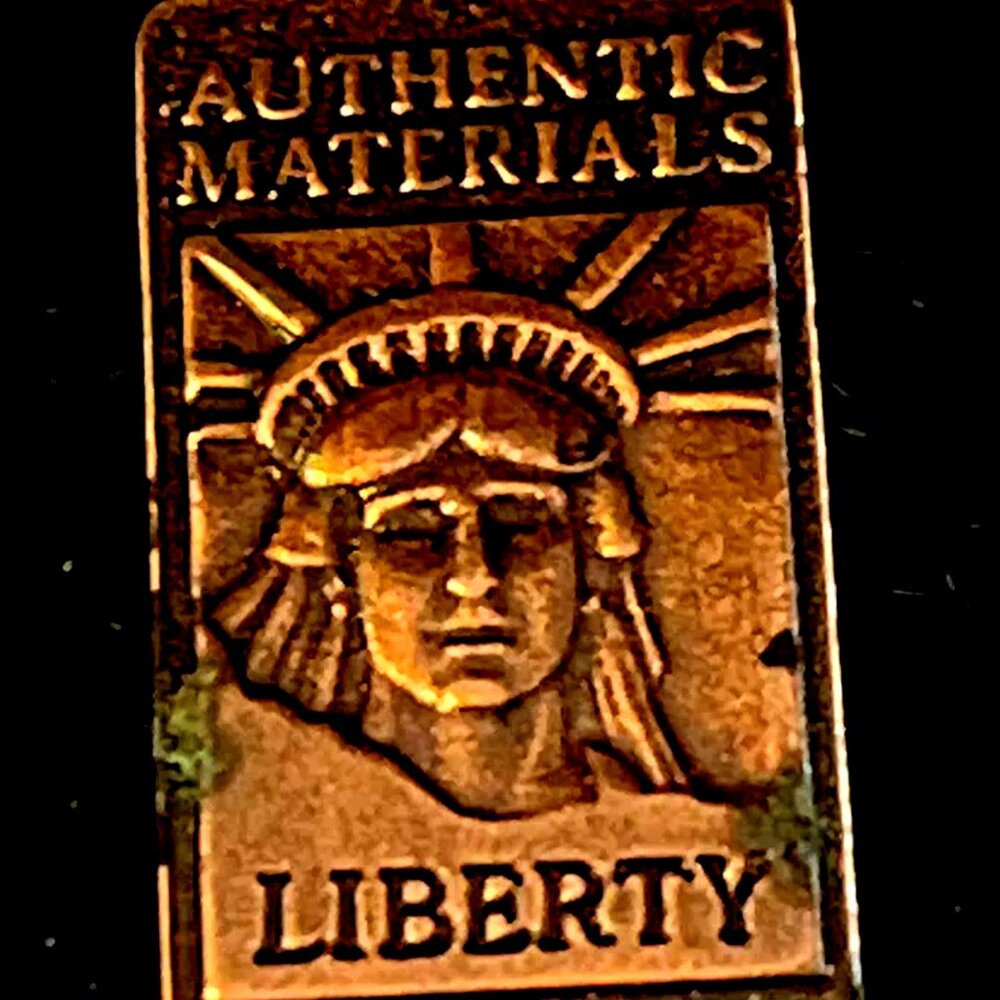 1886-1986 Centennial Statue Of Liberty Authentic Metals Lapel Pin New Old Stock